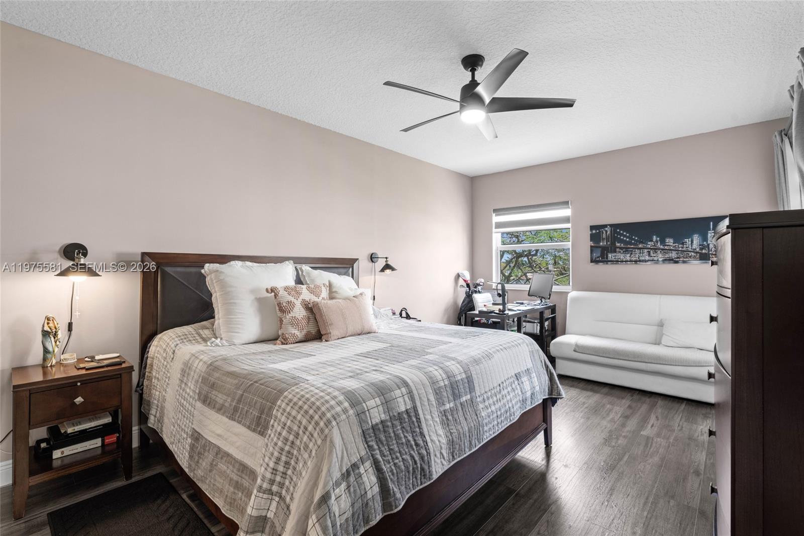 CAPTIVA CONDO B - Residential