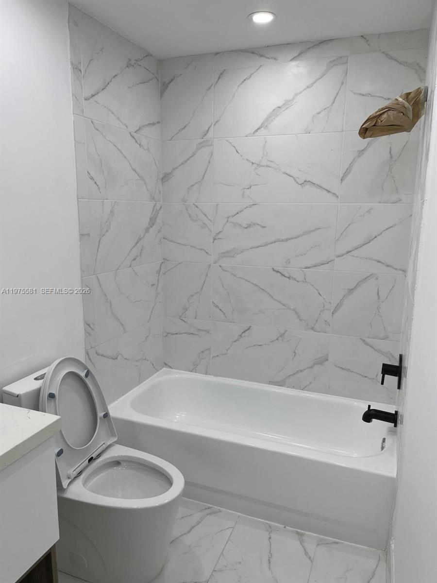 CAPTIVA CONDO B - Residential