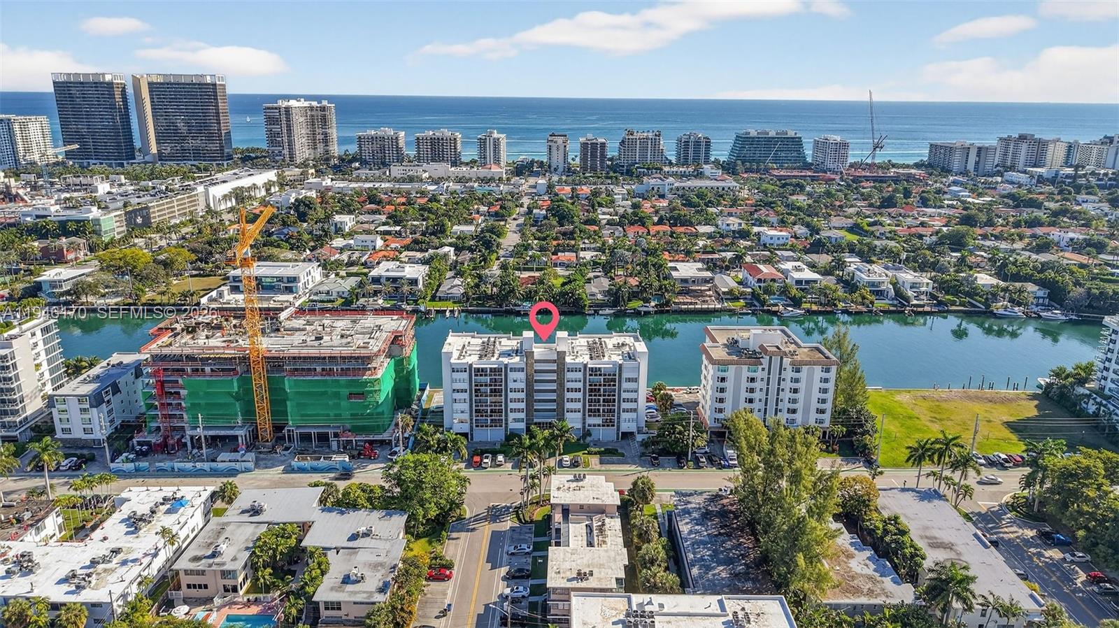 LONDON TOWERS CONDO - Residential