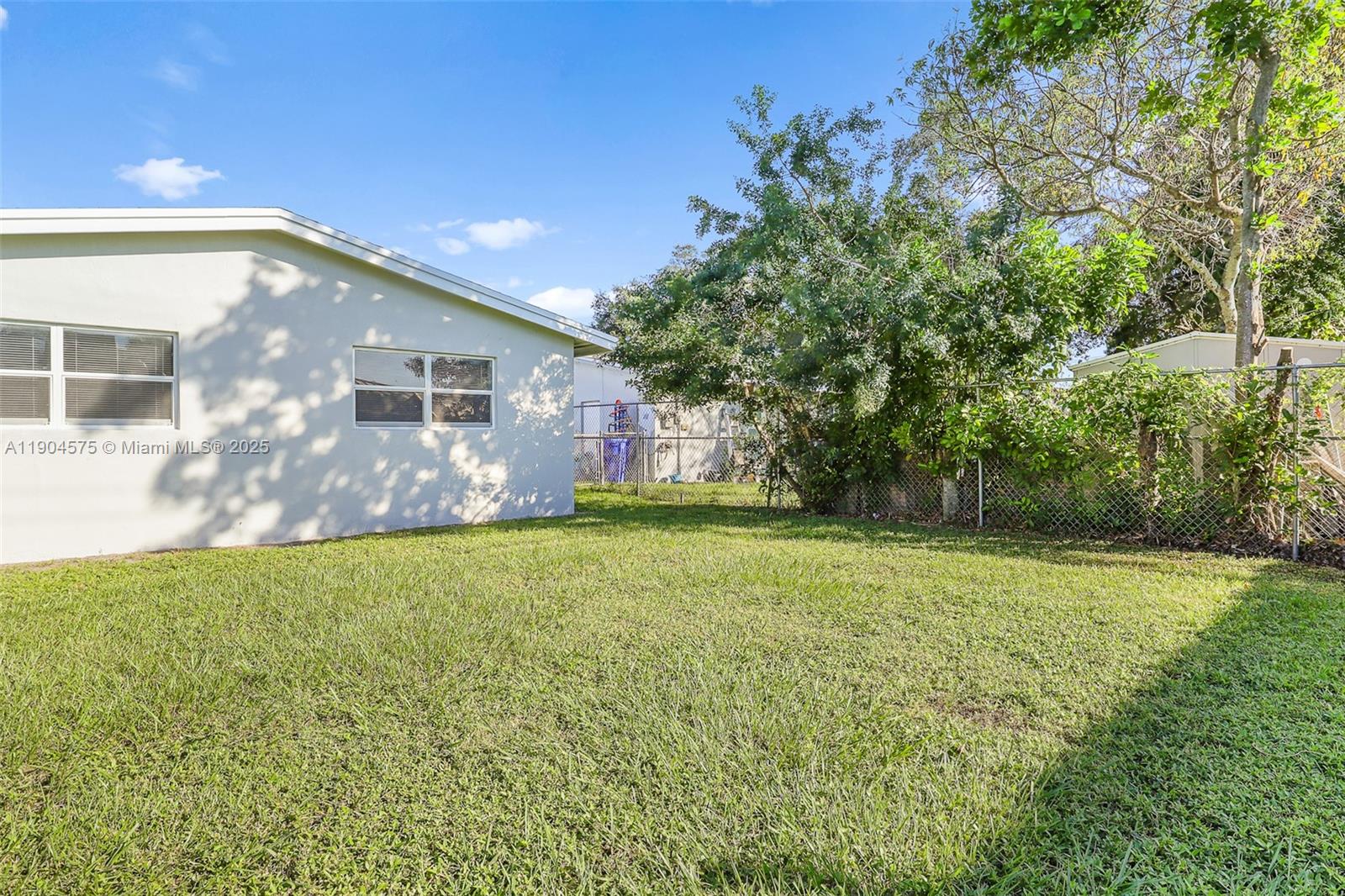 FLEETWOOD MANOR - Residential