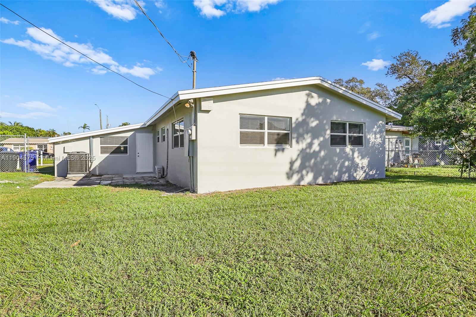 FLEETWOOD MANOR - Residential