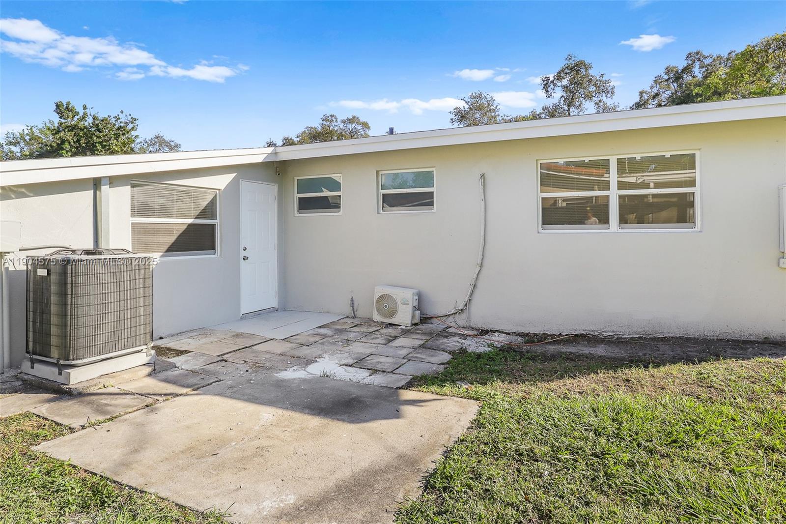 FLEETWOOD MANOR - Residential