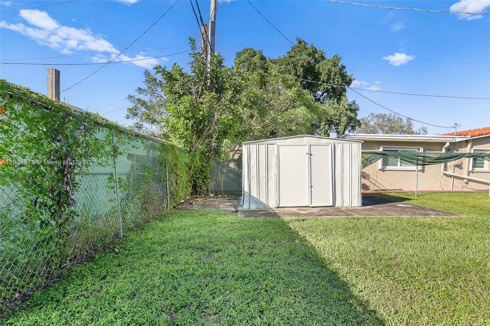 FLEETWOOD MANOR - Residential