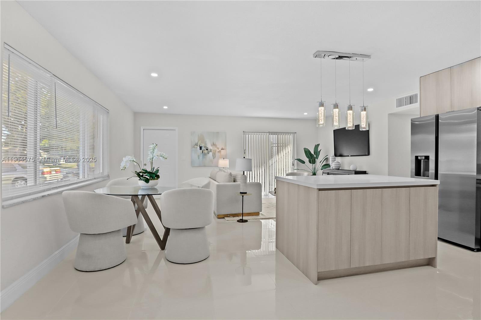 FLEETWOOD MANOR - Residential