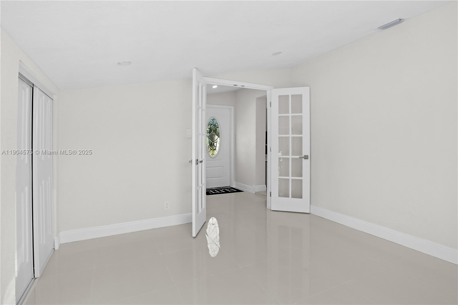 FLEETWOOD MANOR - Residential