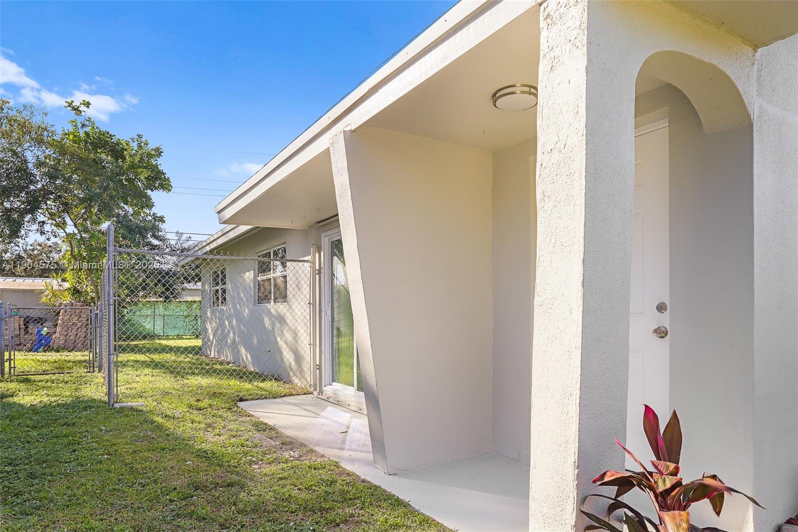 FLEETWOOD MANOR - Residential