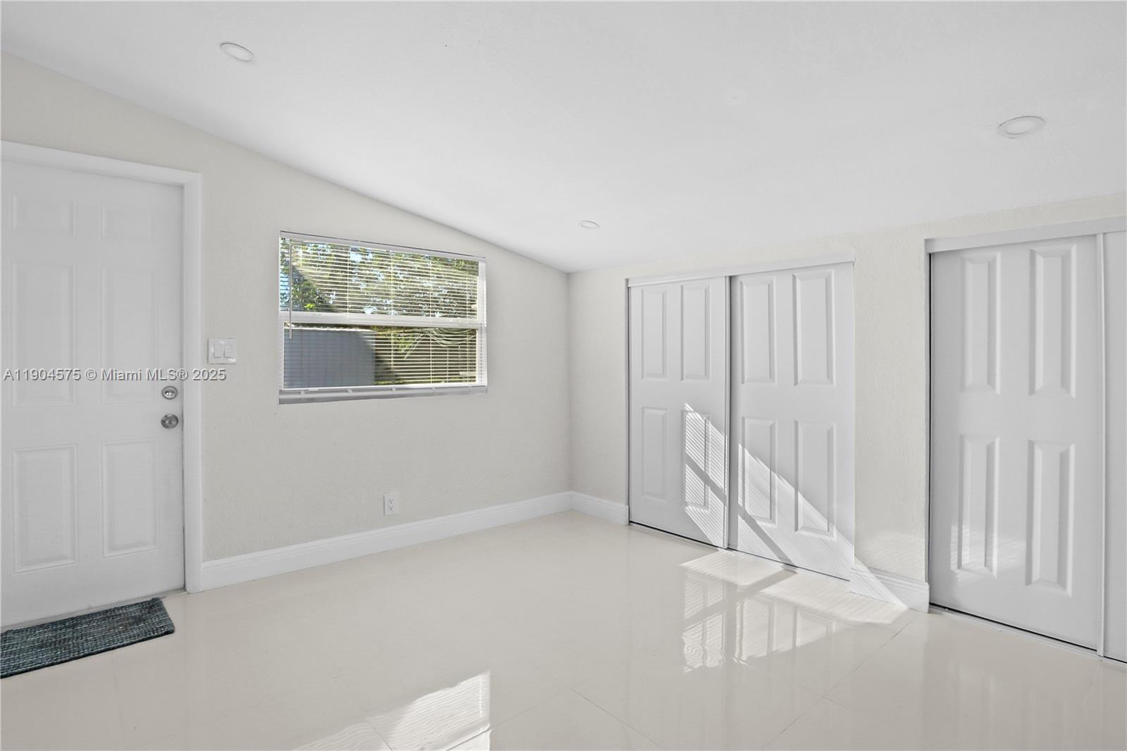 FLEETWOOD MANOR - Residential