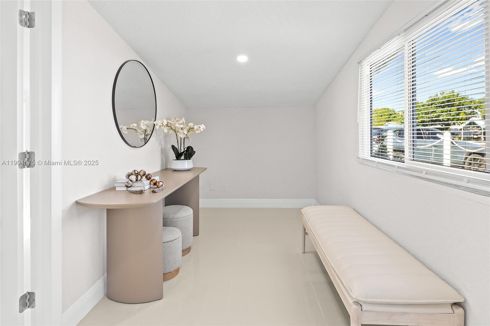 FLEETWOOD MANOR - Residential