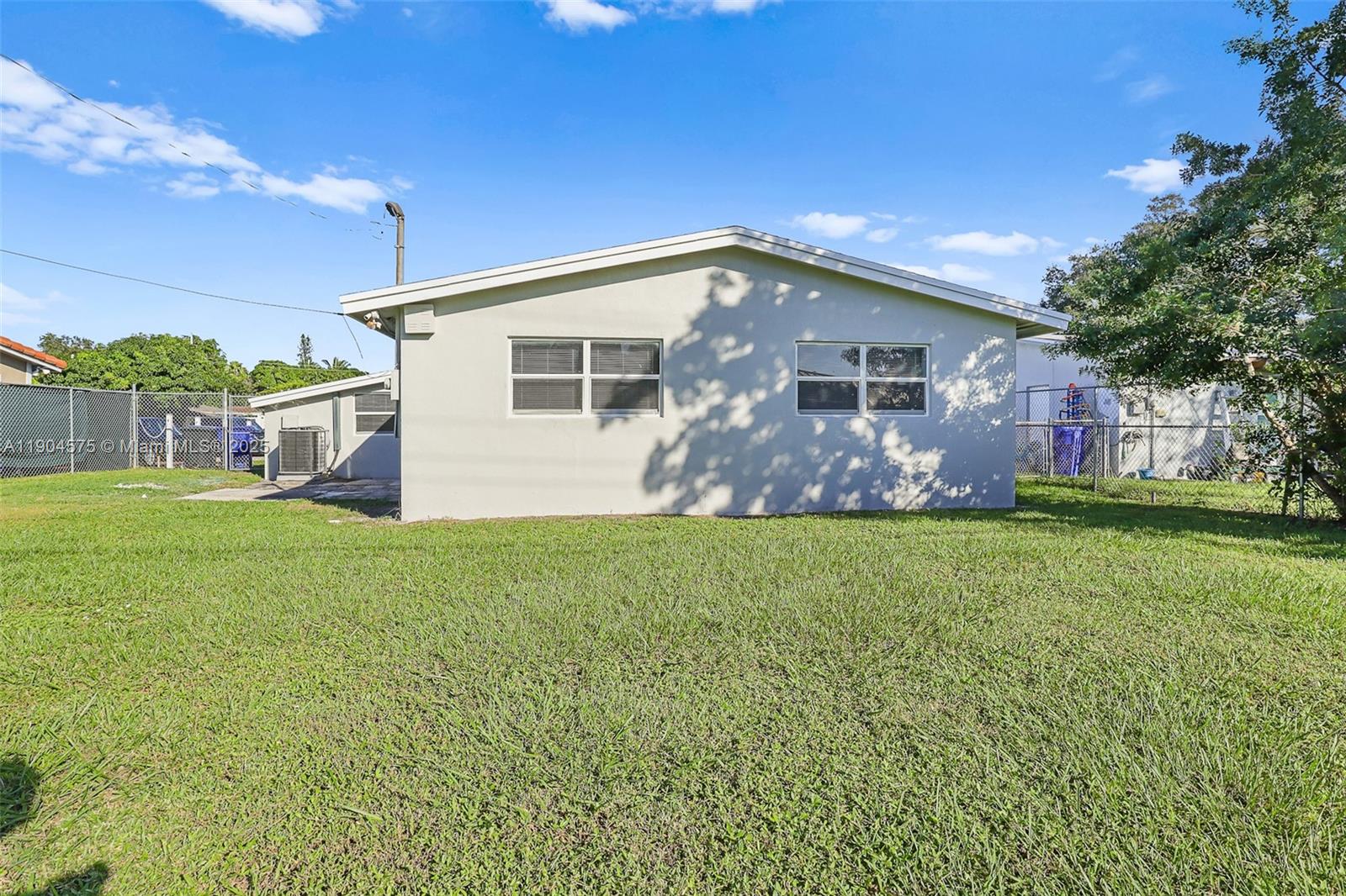 FLEETWOOD MANOR - Residential