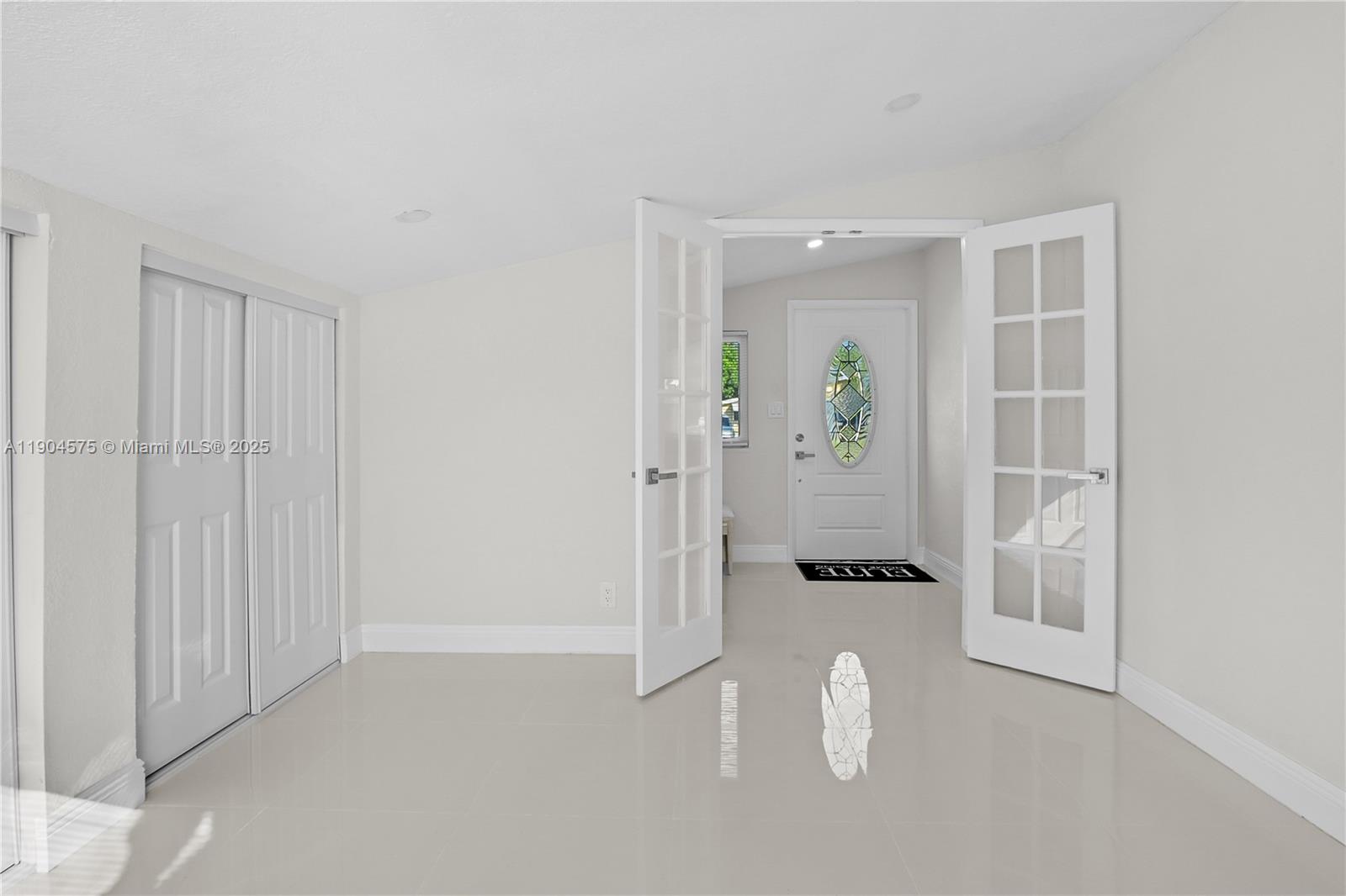 FLEETWOOD MANOR - Residential