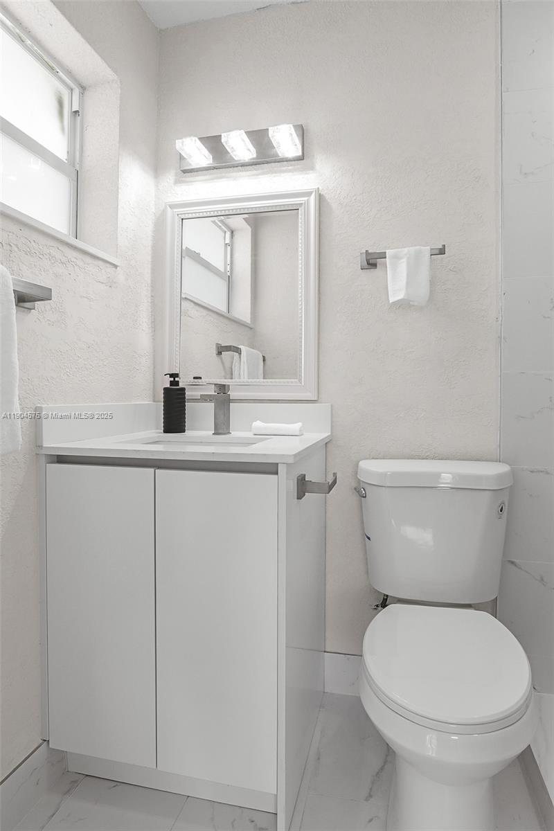 FLEETWOOD MANOR - Residential