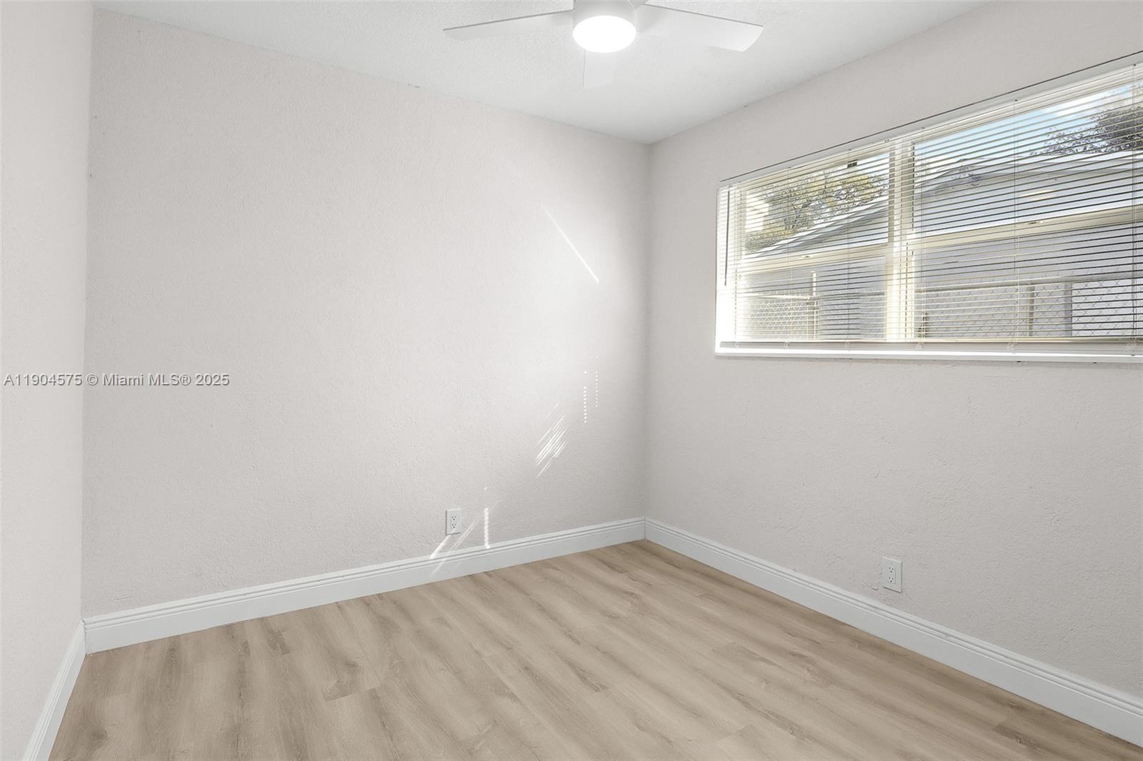 FLEETWOOD MANOR - Residential