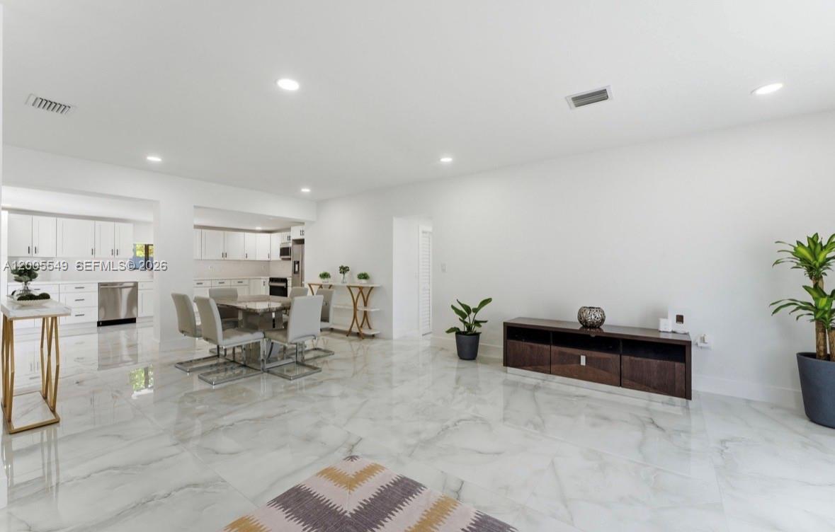 FULFORD HEIGHTS - Residential