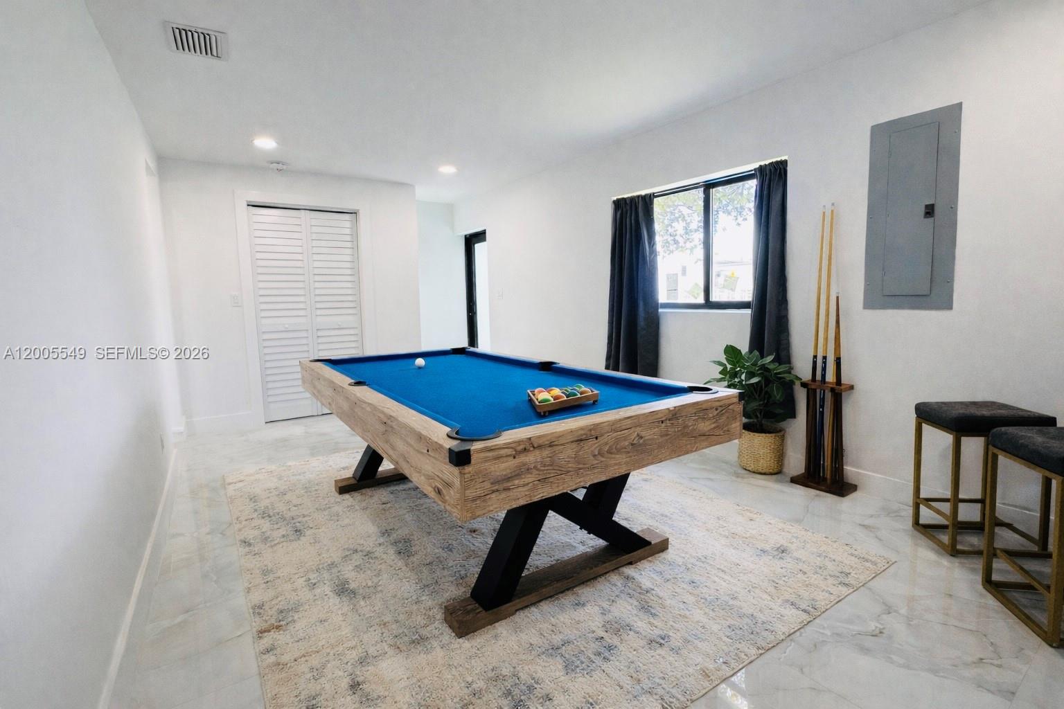 FULFORD HEIGHTS - Residential