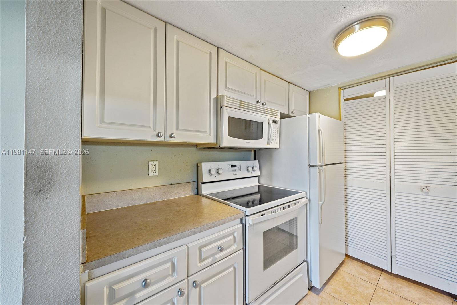 PRESERVE AT AVERY LAKES - Residential