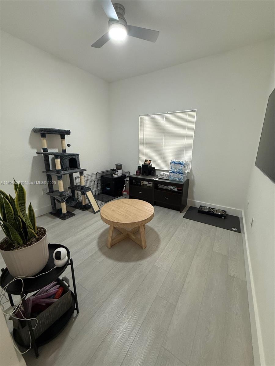 ROYAL RIVER CONDO - Residential Lease