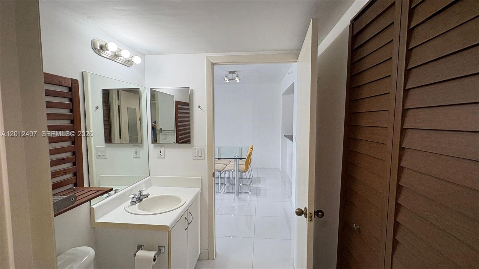 WELDON CONDOMINIUM J - Residential Lease