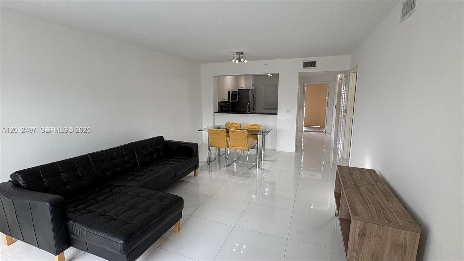 WELDON CONDOMINIUM J - Residential Lease
