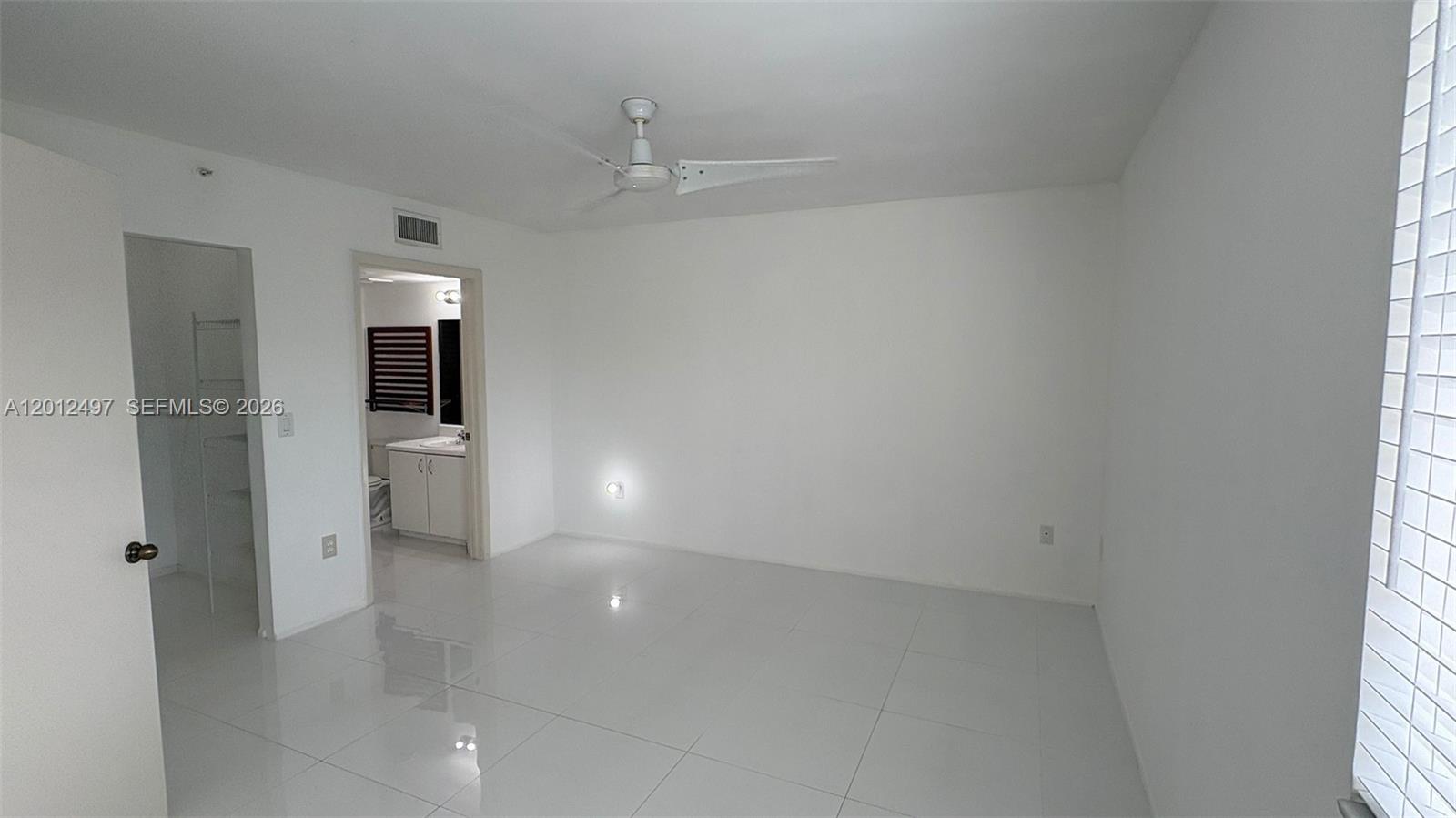 WELDON CONDOMINIUM J - Residential Lease