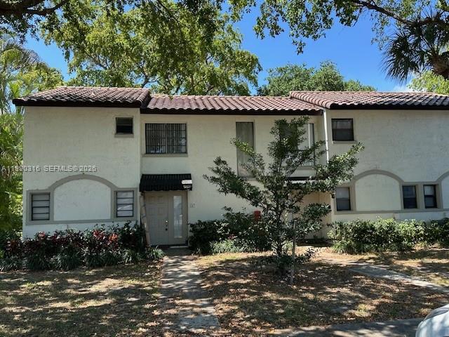 SUNFLOWER CONDO - Residential Lease