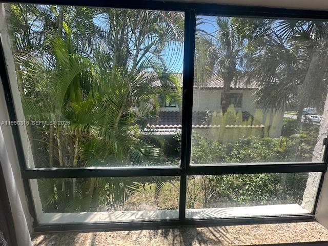 SUNFLOWER CONDO - Residential Lease