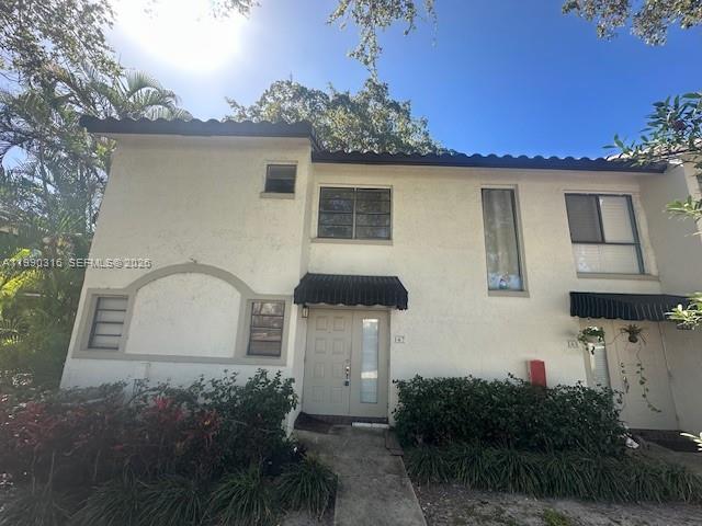 SUNFLOWER CONDO - Residential Lease