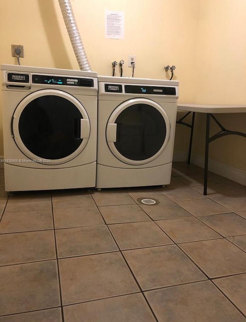 WATERGATE CONDOMINIUM NO - Residential