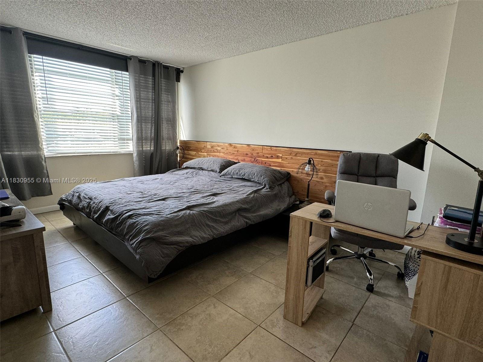 WATERGATE CONDOMINIUM NO - Residential