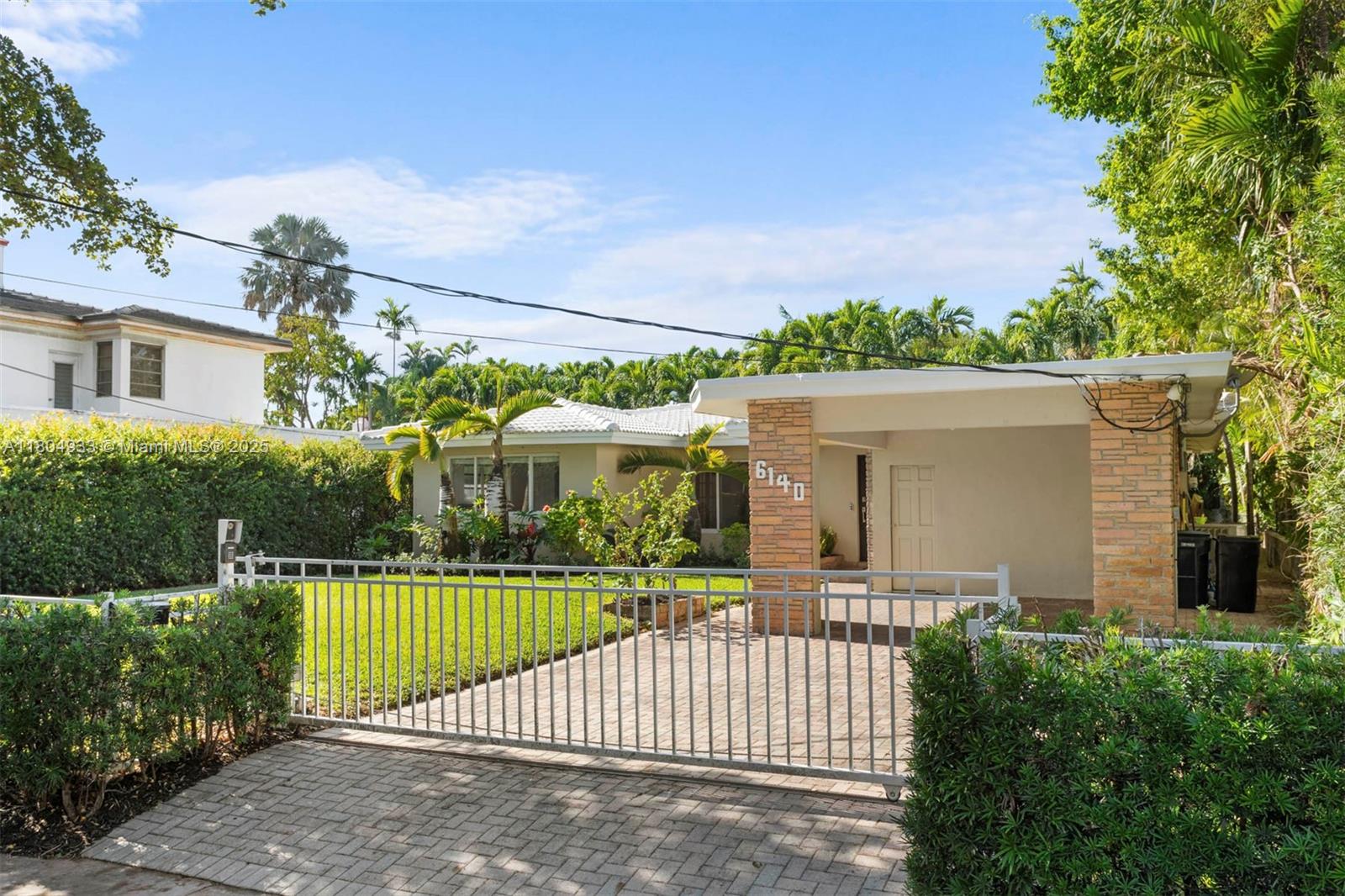 Rental Property at 6140 Pine Tree Dr, Miami Beach, Miami-Dade County, Florida - Bedrooms: 4 
Bathrooms: 3  - $7,500 MO.