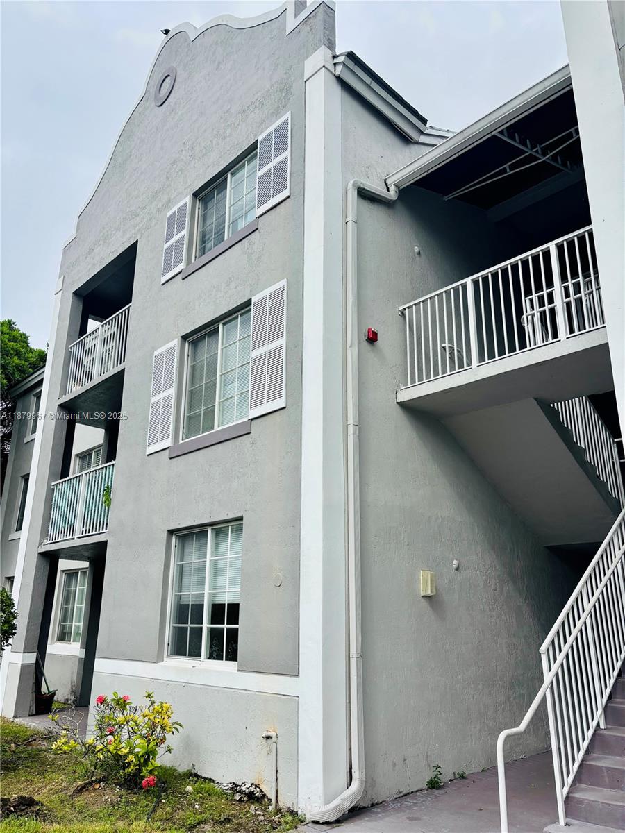 DEVONAIRE CONDO AT PEMBRO - Residential