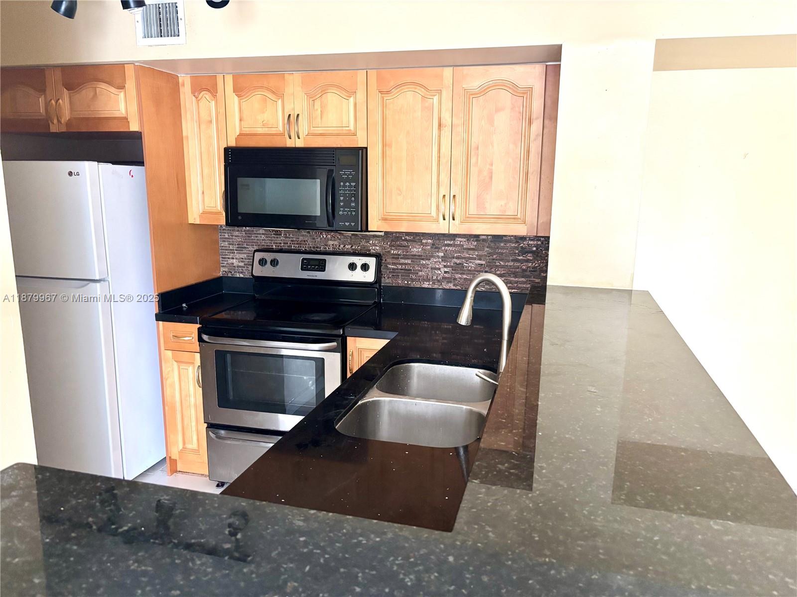 DEVONAIRE CONDO AT PEMBRO - Residential