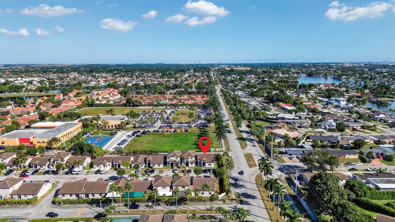 IBIS VILLA AT MIAMI GARDE - Residential