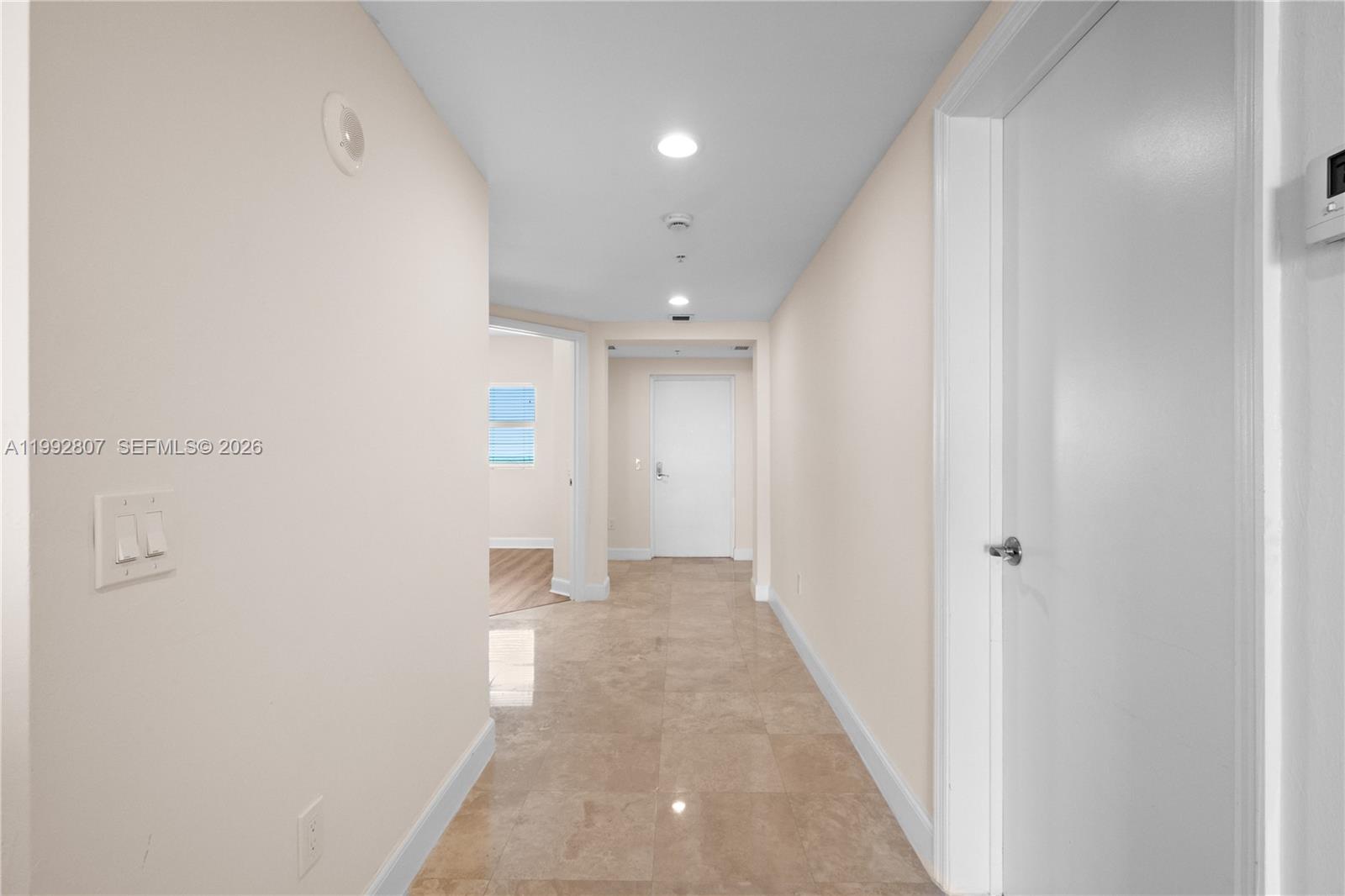 THE OAKS I CONDO - Residential