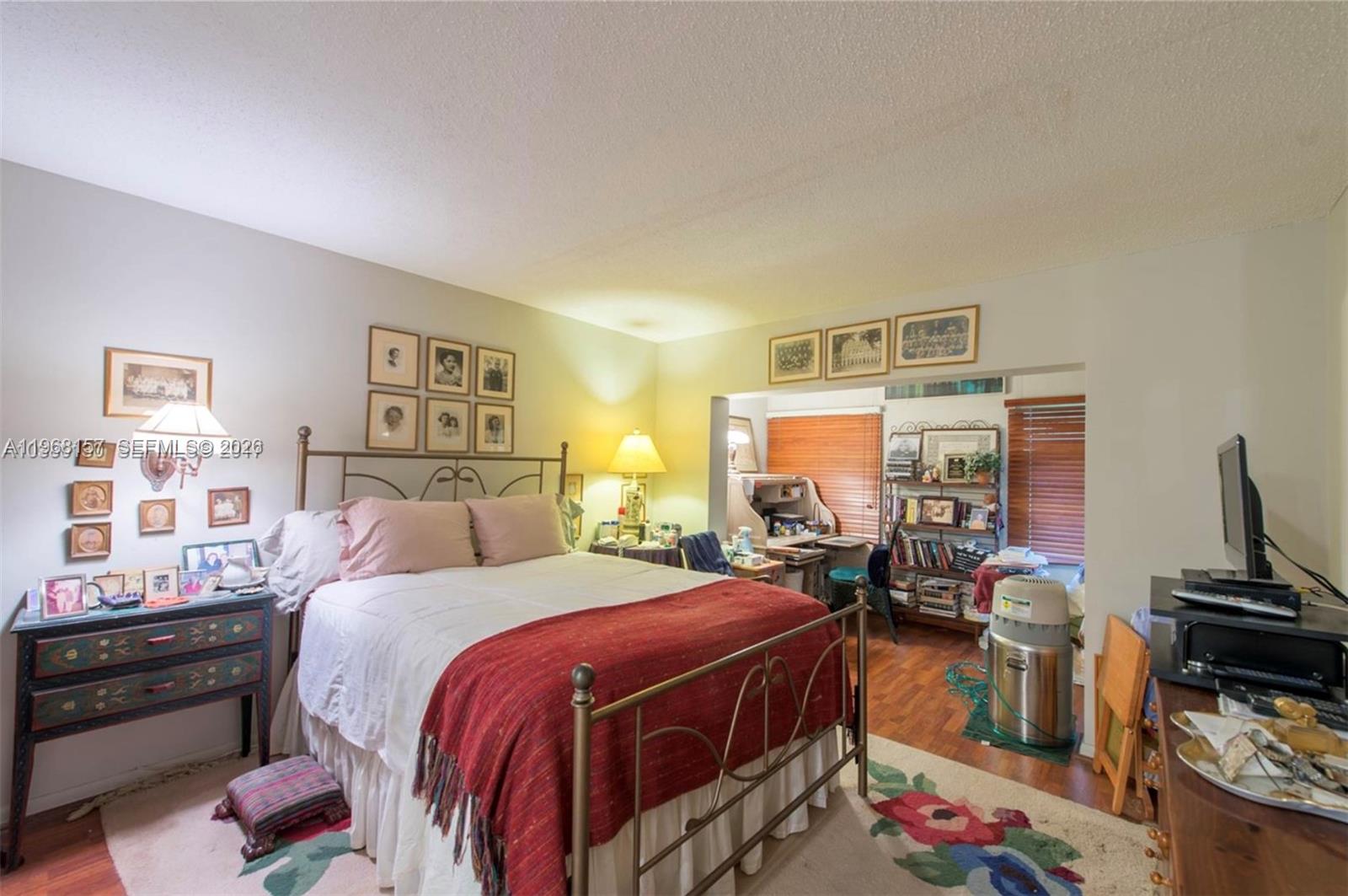 SHERIDAN LAKES CONDO APTS - Residential