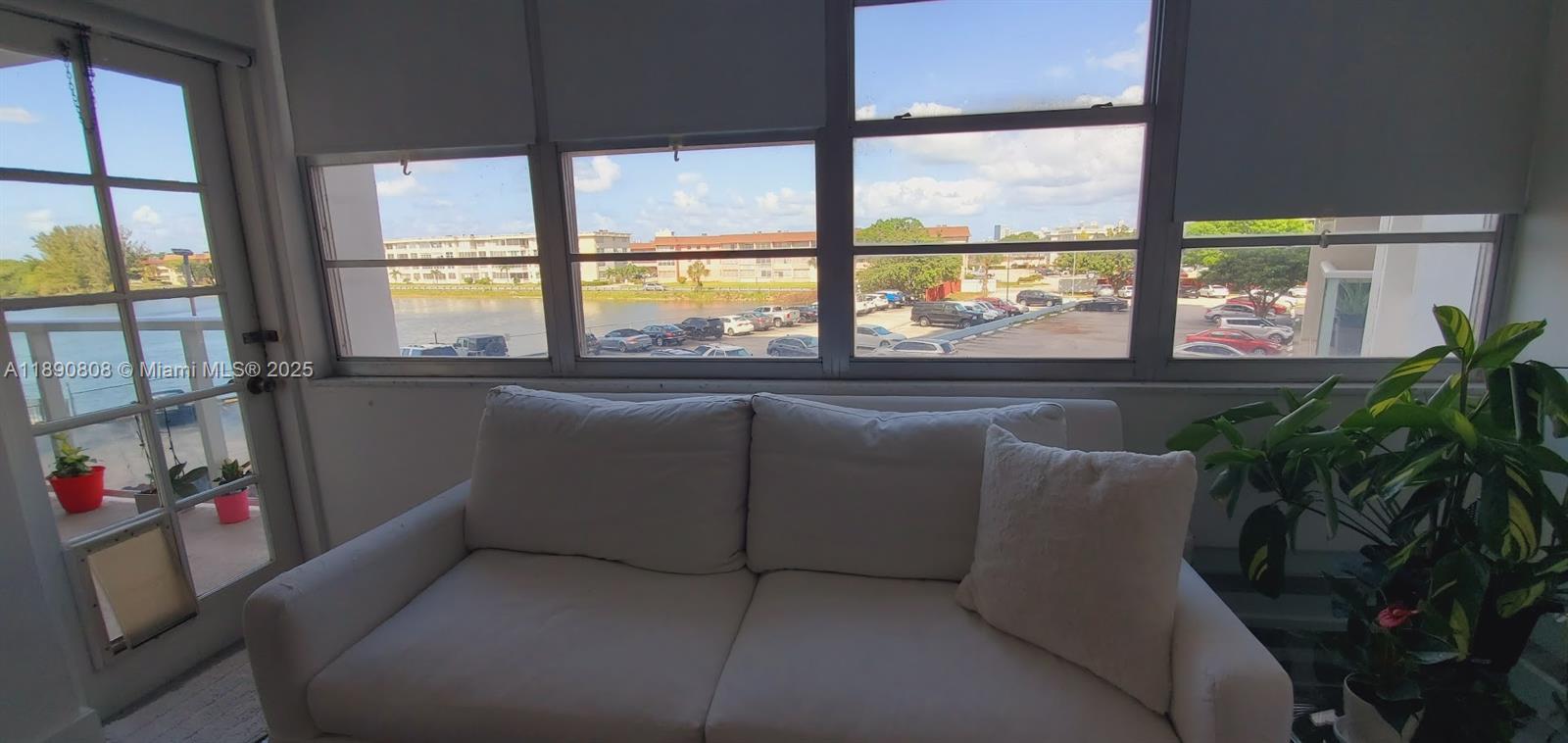BUCKLEY TOWERS CONDO - EA - Residential