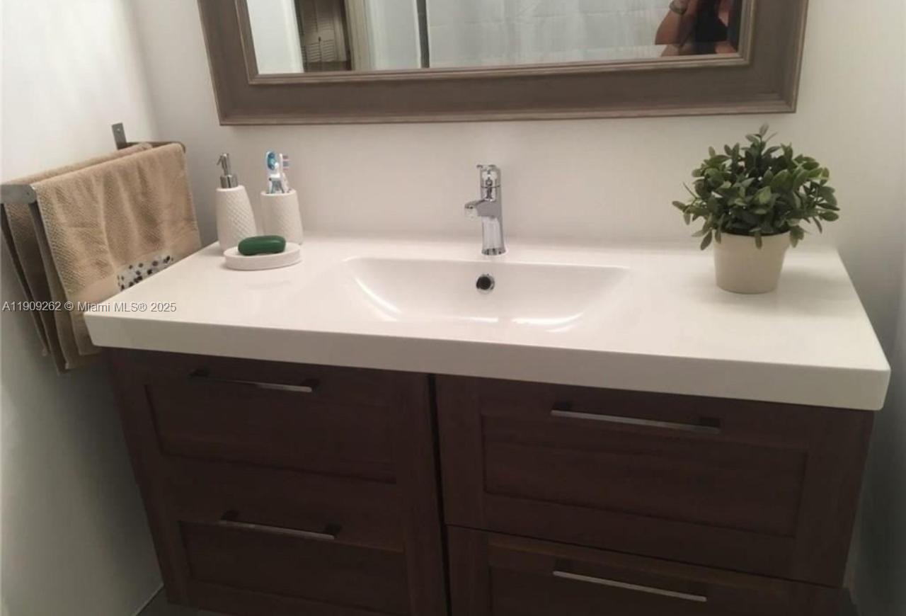 NO 10 PALM-AIRE COUNTRY C - Residential