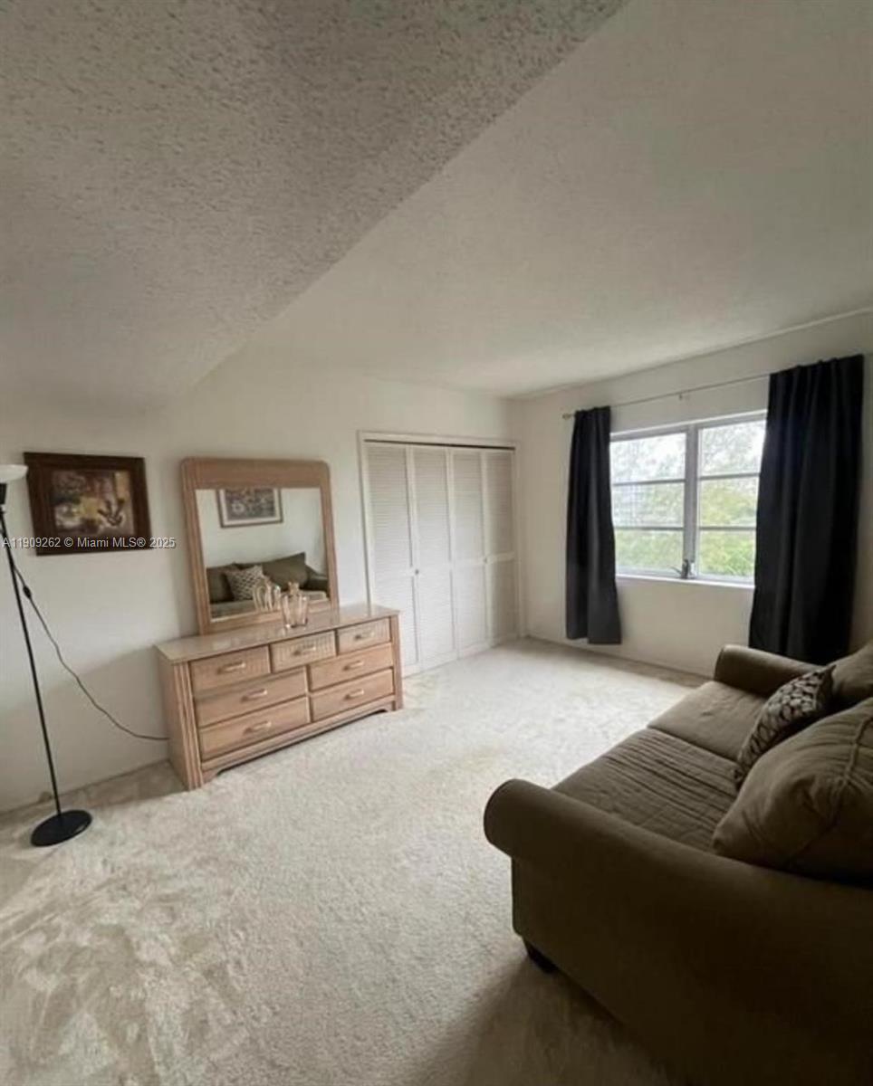 NO 10 PALM-AIRE COUNTRY C - Residential