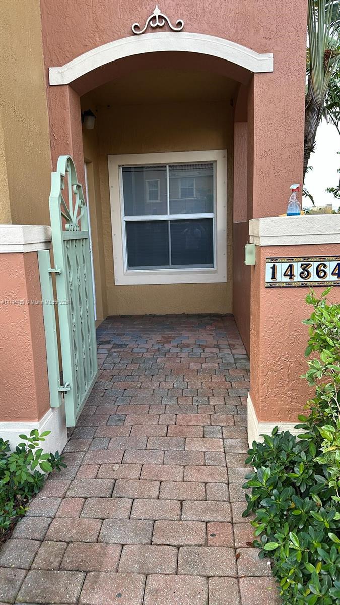 Rental Property at 14364 Sw 11th St 1006, Pembroke Pines, Miami-Dade County, Florida - Bedrooms: 3 
Bathrooms: 3  - $2,950 MO.