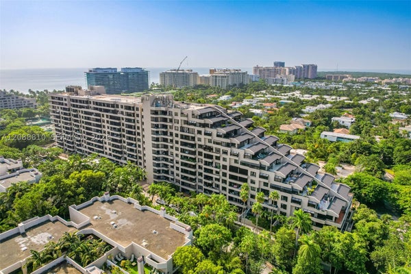 151 CRANDON BLVD APT 138, KEY BISCAYNE, FL 33149 - Image 36e3f7ead481a39552a4e4fc37c6ae30/1489354093