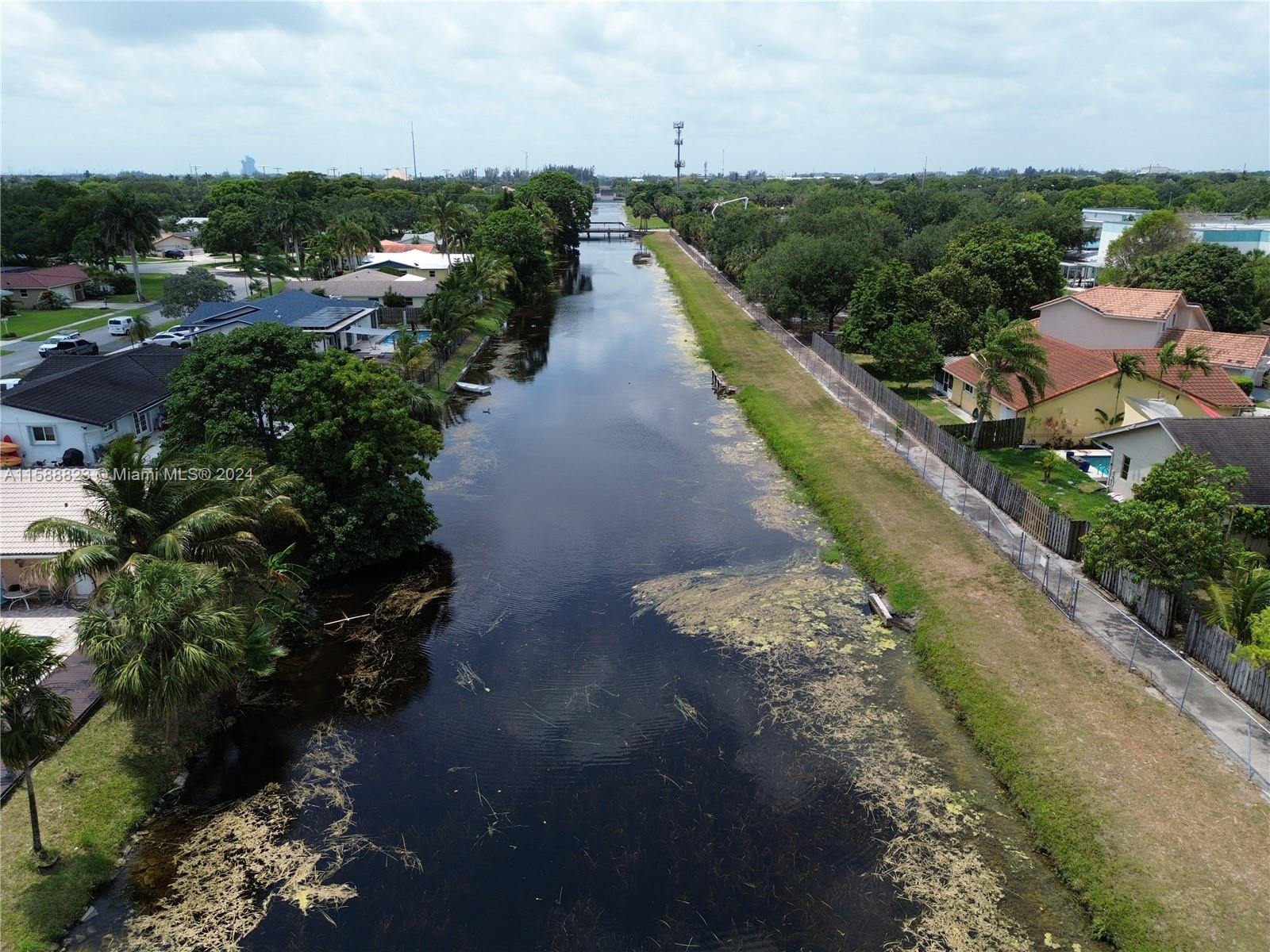 WATERWAY ESTATES SEC THRE - Residential