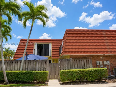 Photo of 9955 NW 6th Ct, Plantation, FL 33324 (MLS # A12047198)
