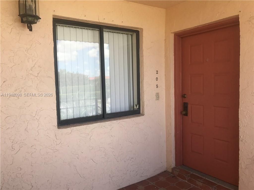 Photo of 379 Lakeview Dr #205, Weston, FL 33326 (MLS # A11948098)