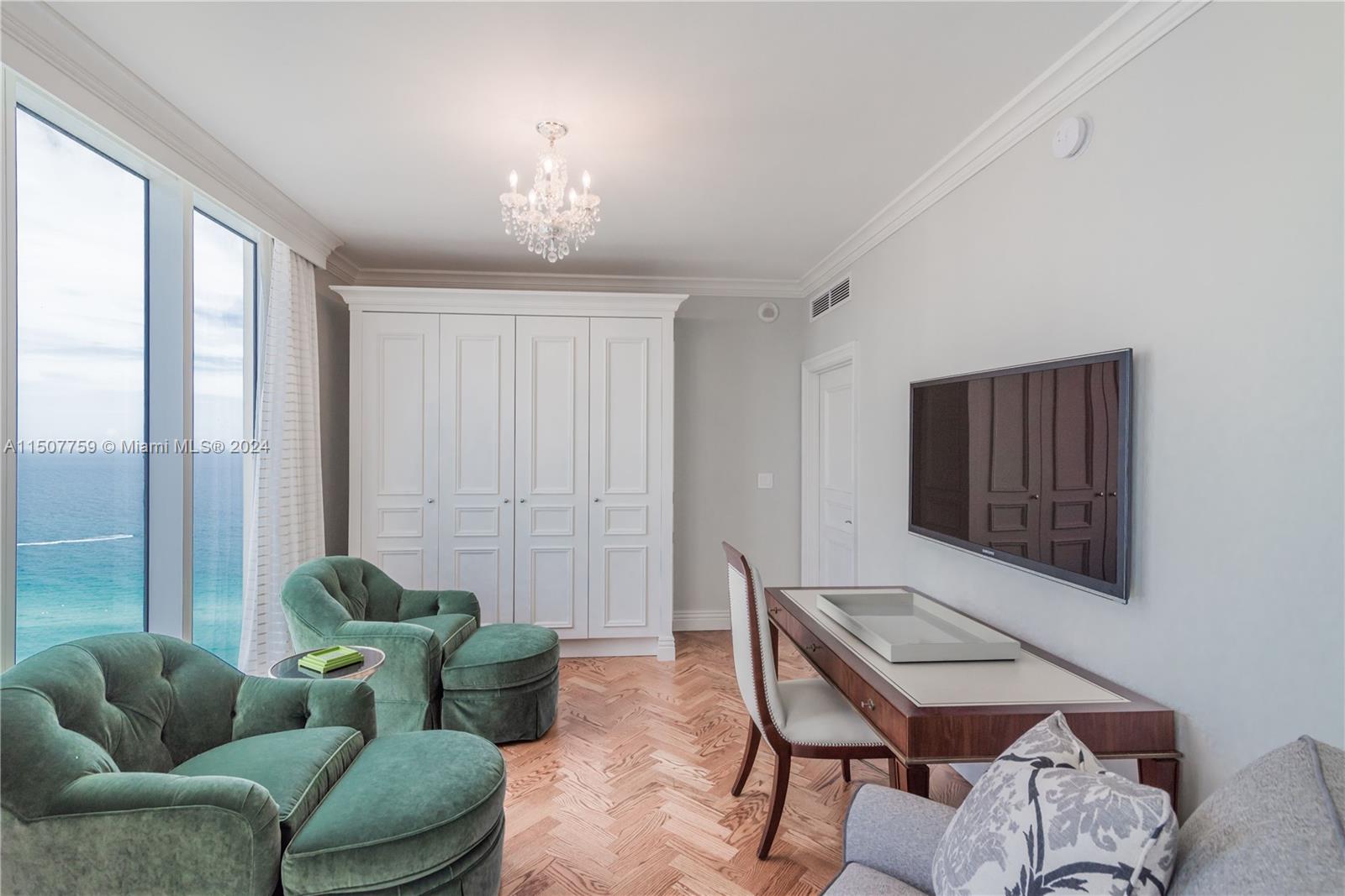 ACQUALINA OCEAN RESIDENCE - Residential