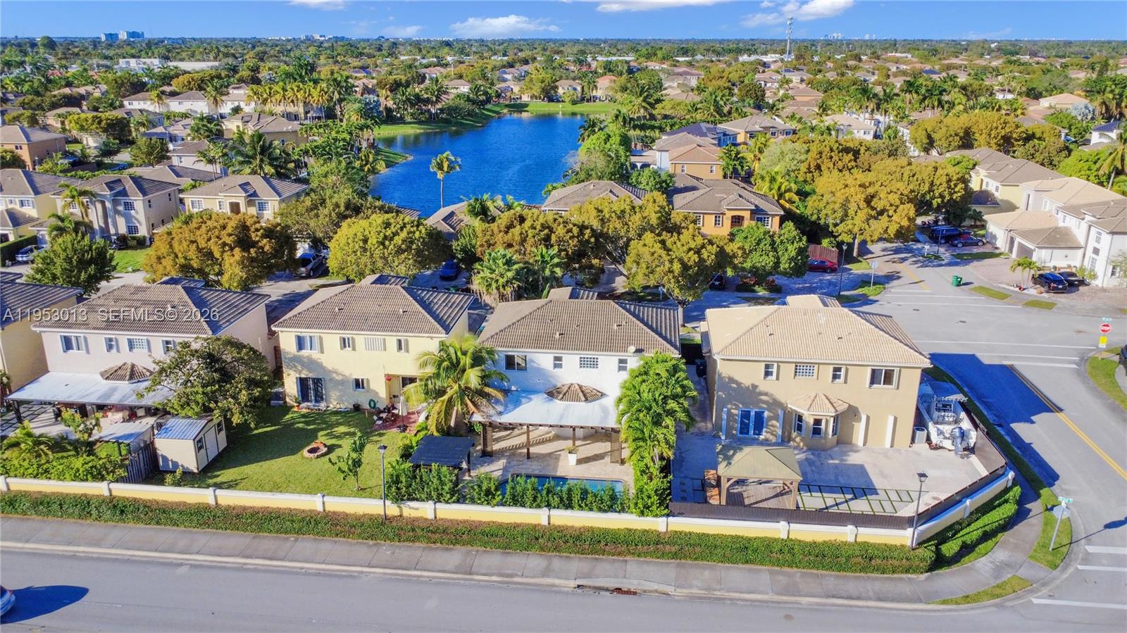 PELICAN BAY AT OLD CUTLER - Residential