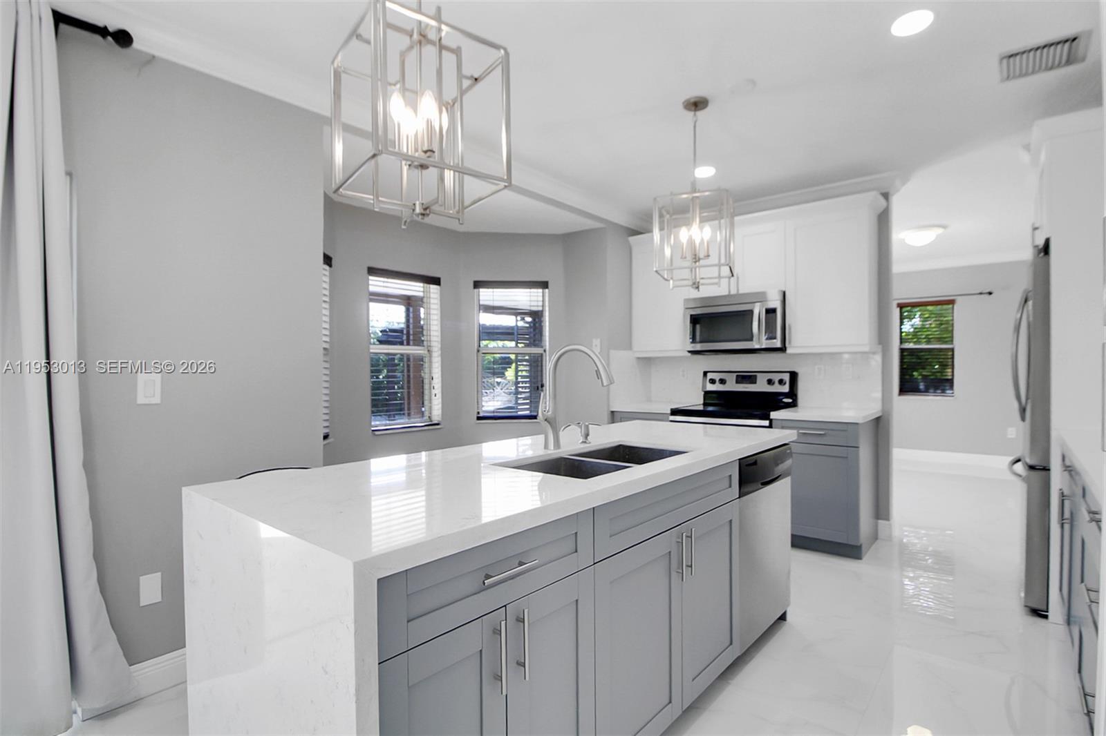 PELICAN BAY AT OLD CUTLER - Residential