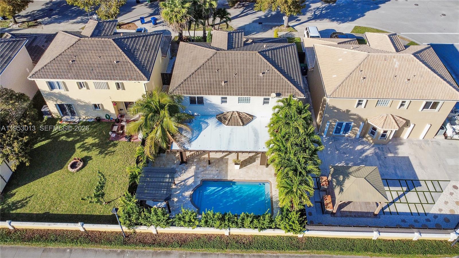 PELICAN BAY AT OLD CUTLER - Residential