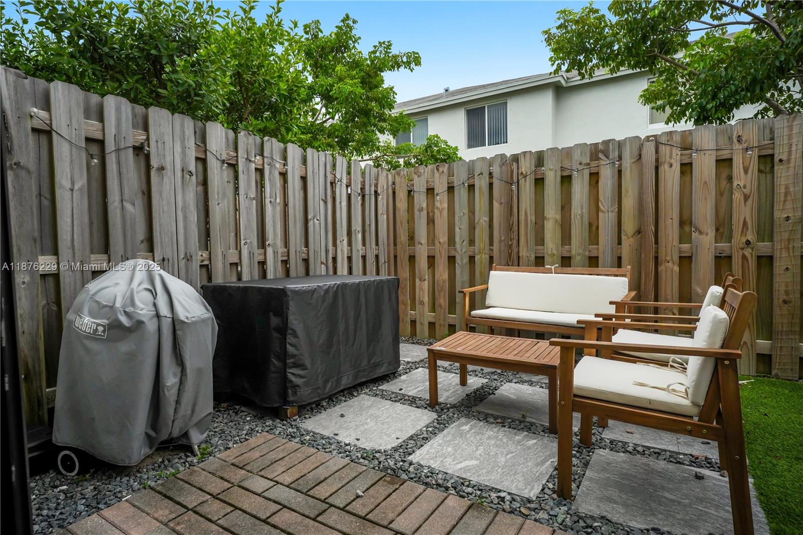 VIA VENTURA NEIGHBORHOOD - Residential