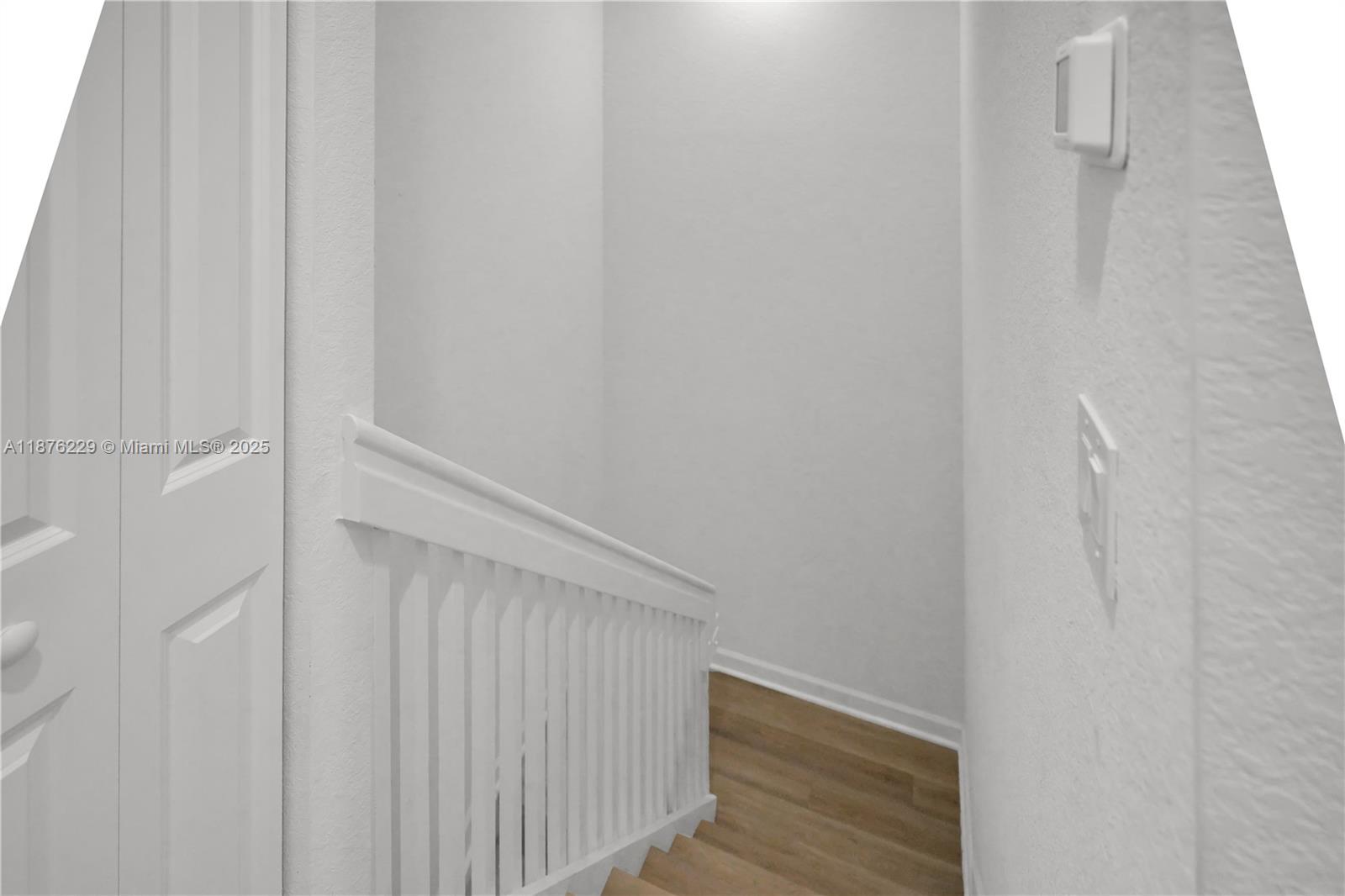 VIA VENTURA NEIGHBORHOOD - Residential