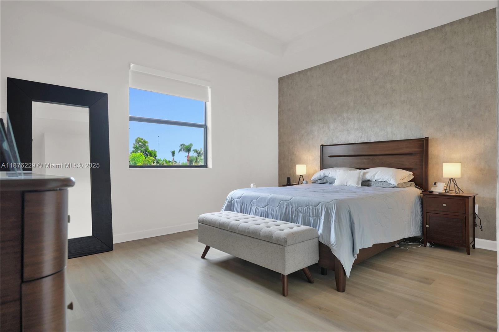 VIA VENTURA NEIGHBORHOOD - Residential