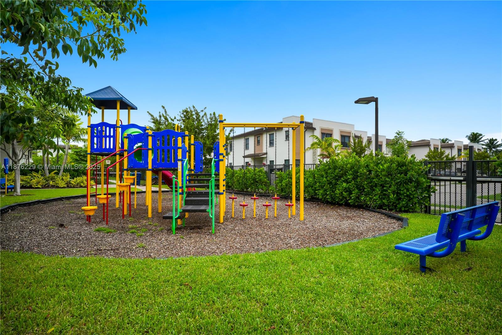 VIA VENTURA NEIGHBORHOOD - Residential